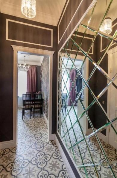 апартаминти у центрі міста куліша Apartment Lviv